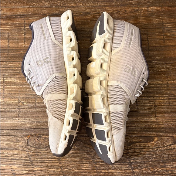 Men’s On Cloud CloudTec OC Cushion Sneakers Size 11 Grey/White Athletic Running - Picture 3 of 8